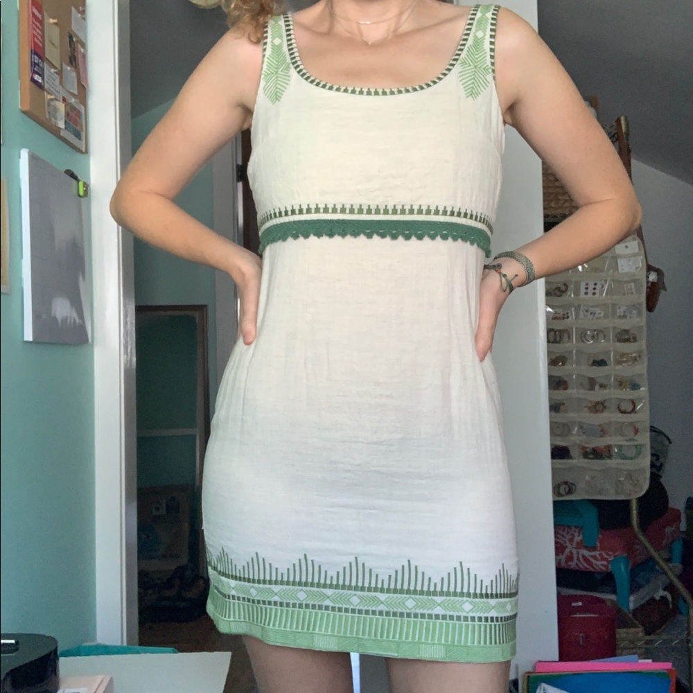 Cute Embroidered Dress 👗